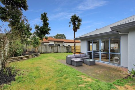 Photo of property in 17 Edward Payton Grove, Pukehangi, Rotorua, 3015