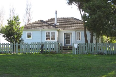 Photo of property in 3 Guy Street, Waipawa, 4210