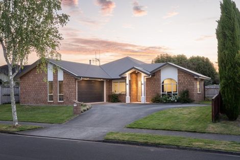 Photo of property in 23 Hawkridge Rise, Huntington, Hamilton, 3210