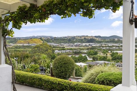 Photo of property in 21 Broadwater Close, Pyes Pa, Tauranga, 3112