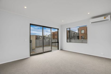 Photo of property in 38 Roundel Crescent, Whenuapai, Auckland, 0618