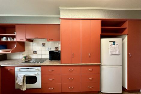 Photo of property in 82 Mcmurdo Street, Tinwald, Ashburton, 7700