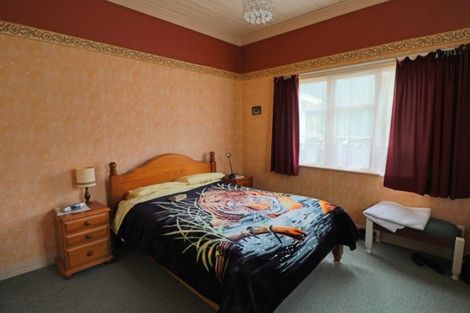 Photo of property in 16 Hulke Street, Foxton, 4814