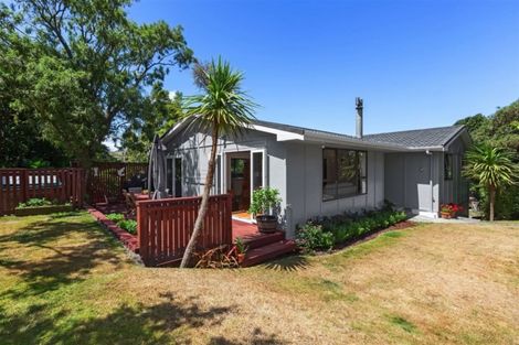 Photo of property in 3 Achilles Close, Tawa, Wellington, 5028