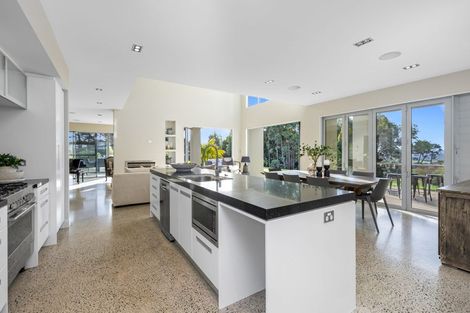 Photo of property in 19 Messenger Road, Stillwater, Silverdale, 0993