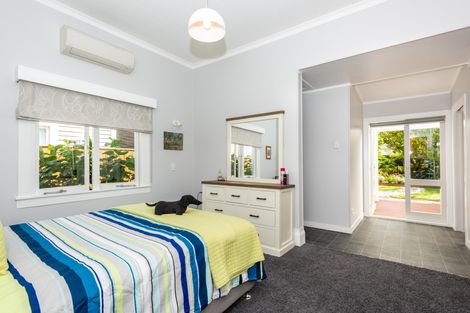 Photo of property in 33 Cobden Street, Gisborne, 4010