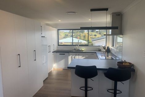 Photo of property in 10 Lincoln Street, Halfway Bush, Dunedin, 9010