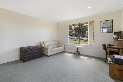 Photo of property in 5 Burwood Terrace, Gulf Harbour, Whangaparaoa, 0930