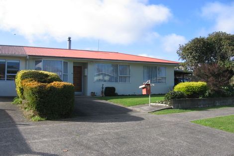 Photo of property in 9 Drury Street, Cloverlea, Palmerston North, 4412