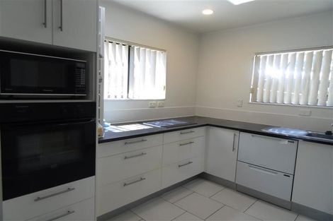 Photo of property in 3/44 Carlisle Road, Browns Bay, Auckland, 0630