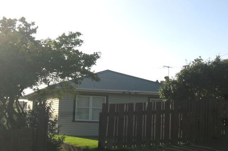 Photo of property in 105 Castor Crescent, Cannons Creek, Porirua, 5024