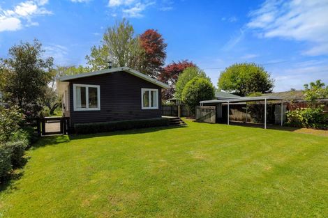 Photo of property in 40 Takinga Street, Mourea, Rotorua, 3074