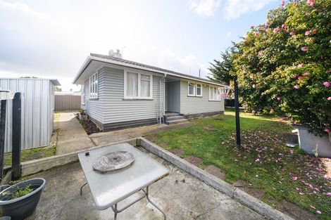 Photo of property in 2 Salford Place, Awapuni, Palmerston North, 4412