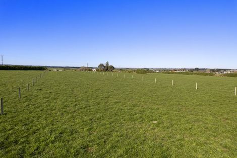 Photo of property in 5778 Mountain Road, Normanby, Hawera, 4673