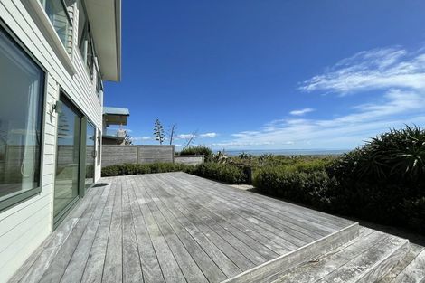 Photo of property in 227 Clifton Road, Te Awanga, 4102