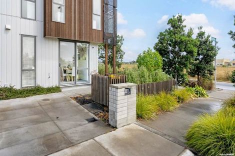 Photo of property in 32 Chaffinch Road, Hobsonville, Auckland, 0616