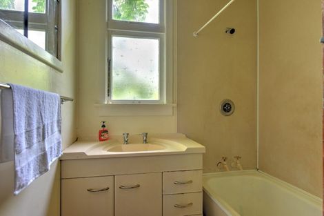 Photo of property in 4 Park Street, Gore, 9710