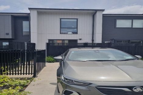 Photo of property in 76 Rahopuru Road, Westgate, Auckland, 0614