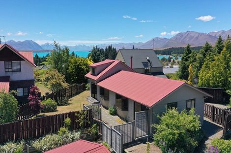 Photo of property in 4 Burnett Place, Lake Tekapo, 7999