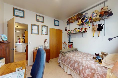 Photo of property in Endeavour Apartments, 9/125 Thorndon Quay, Pipitea, Wellington, 6011