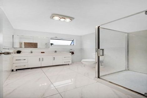 Photo of property in 24 Wickman Way, Mangere East, Auckland, 2024