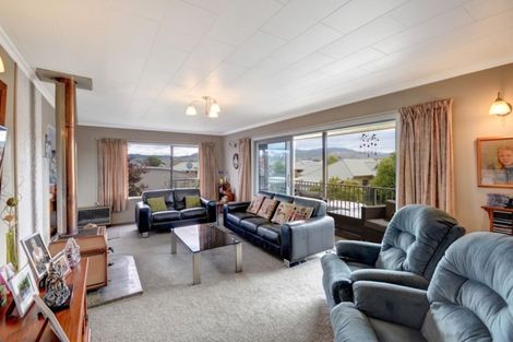 Photo of property in 35 Severn Street, Mosgiel, 9024