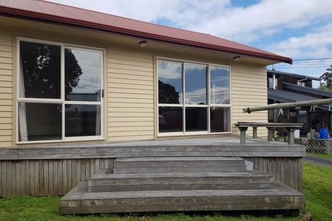 Photo of property in 13a Hebron Road, Waiake, Auckland, 0630