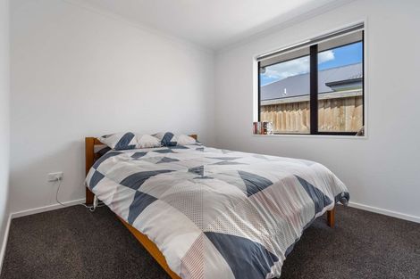 Photo of property in 32 Tara Crescent, Woodend, 7610