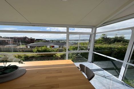 Photo of property in 83 Luckens Road, West Harbour, Auckland, 0618