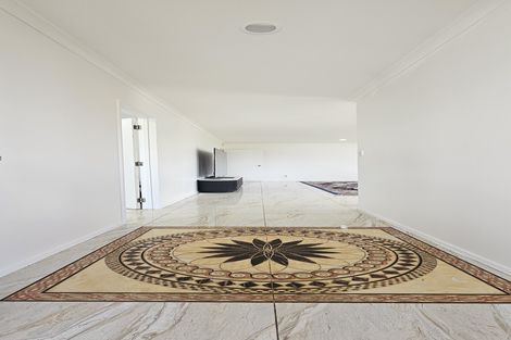 Photo of property in 28 Robert Ross Place, Clendon Park, Auckland, 2103