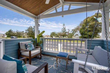 Photo of property in 53 Beach Road, Waihi Beach, 3611