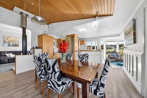 Photo of property in 23a Hupenui Road, Ahikouka, Greytown, 5794