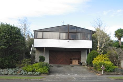 Photo of property in 209 Carnoustie Drive, Wattle Downs, Auckland, 2103