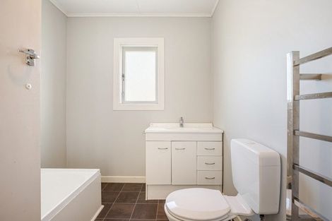 Photo of property in 255 Te Atatu Road, Te Atatu South, Auckland, 0610