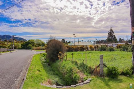 Photo of property in 37 Inverness Street, Dunollie, Runanga, 7803