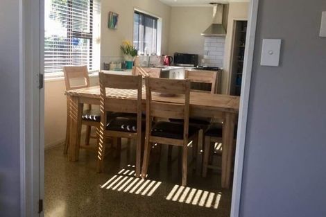 Photo of property in 100b Boucher Avenue, Te Puke, 3119