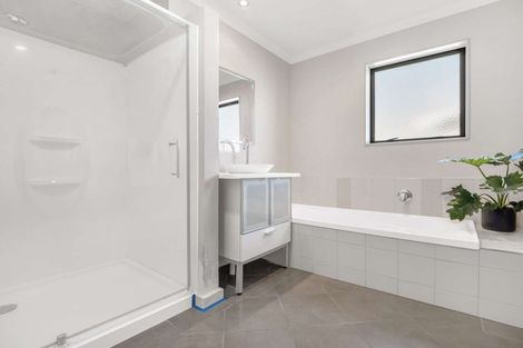 Photo of property in 100 Shakespeare Street, Leamington, Cambridge, 3432