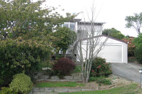 Photo of property in 13 Sunbrae Drive, Silverstream, Upper Hutt, 5019