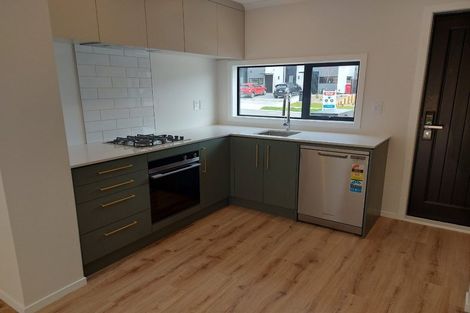 Photo of property in 10 Doug Jensen Street, Wallaceville, Upper Hutt, 5018