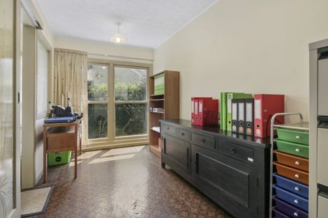 Photo of property in 51 Coronation Road, Mangere Bridge, Auckland, 2022