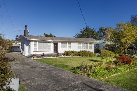 Photo of property in 23 Gorton Street, Bulls, 4818