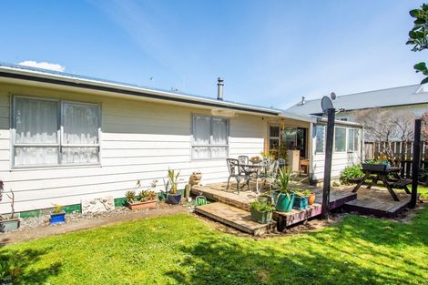 Photo of property in 1/1216 Papamoa Beach Road, Papamoa Beach, Papamoa, 3118