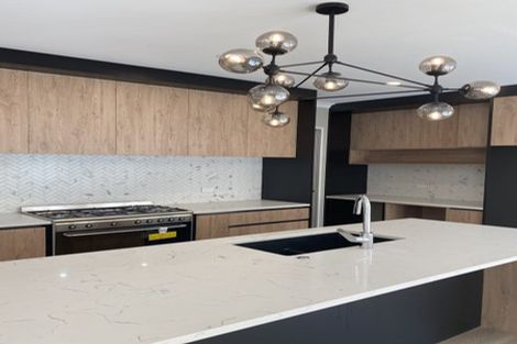 Photo of property in 30 Godfrey Drive, Orewa, 0931