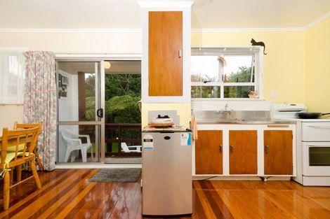 Photo of property in 9 Mcleod Road, Henderson, Auckland, 0612