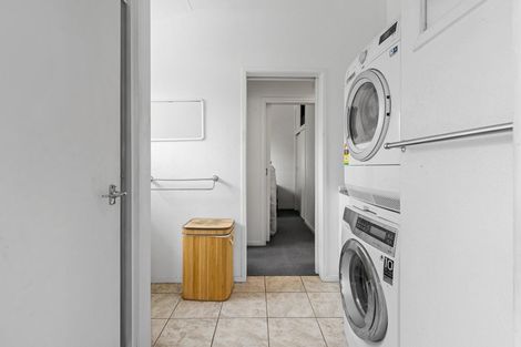 Photo of property in 11 Rainbow Drive, Rainbow Point, Taupo, 3330