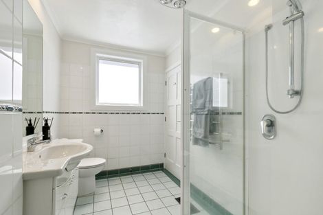 Photo of property in 96 Cashmere Avenue, Khandallah, Wellington, 6035