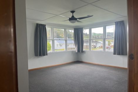 Photo of property in 17 Takahe Street, Taihape, 4720