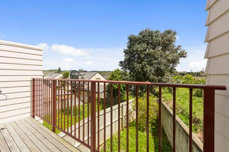 Photo of property in 15/1 Briar Way, New Lynn, Auckland, 0600
