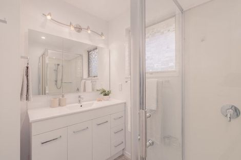 Photo of property in 96a Springs Road, Hornby, Christchurch, 8042