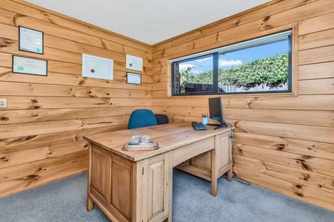 Photo of property in 9 De Renzie Place, Kirwee, Darfield, 7571